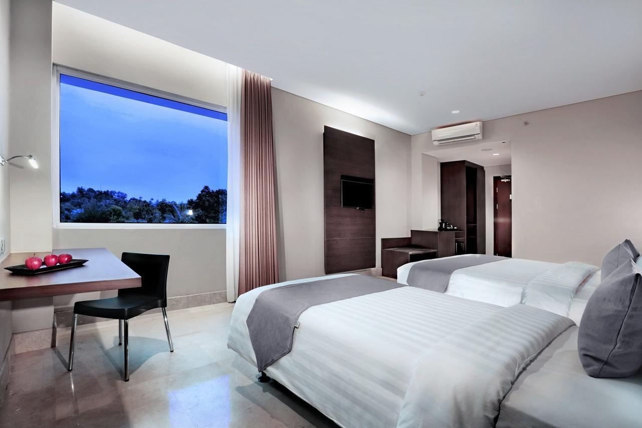 Hotel Neo+ Balikpapan By Aston Exterior foto